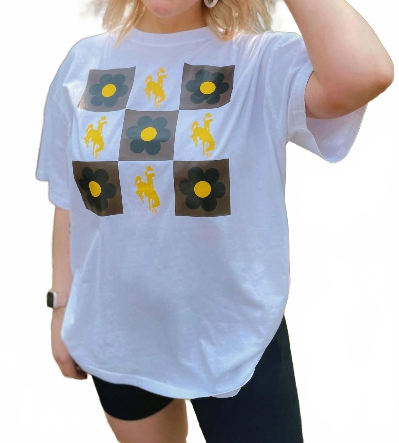 Белая футболка с цветочным принтом в стиле стимбот и клетчатым принтом Chicka-d
Белая футболка с цветочным принтом в стиле стимбот и клетчатым принтом Chicka-d