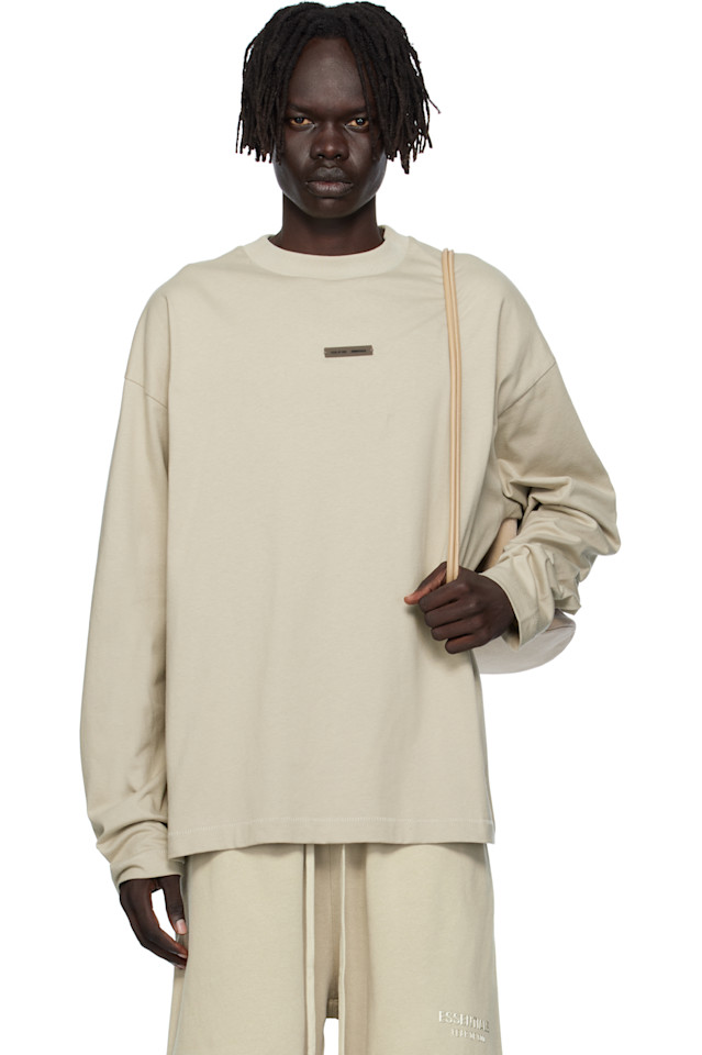 Fear Of God Essentials Классическая футболка с длинными рукавами бежевого цвета
Fear Of God Essentials Классическая футболка с длинными рукавами бежевого цвета