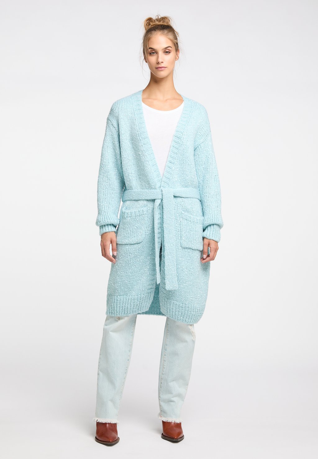 Кардиган GAYA IZIA, светло-голубой
Кардиган GAYA IZIA, светло-голубой