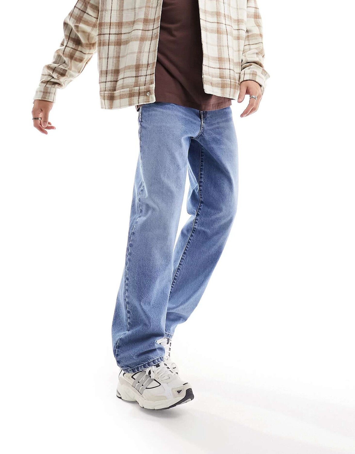 Синие мешковатые джинсы ASOS
Синие мешковатые джинсы ASOS