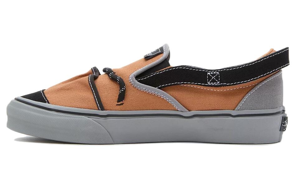 Кроссовки Vans Vault Slip-On VR3 Lx Nicole McLaughlin Gardening Tote Brown 
Кроссовки Vans Vault Slip-On VR3 Lx Nicole McLaughlin Gardening Tote Brown