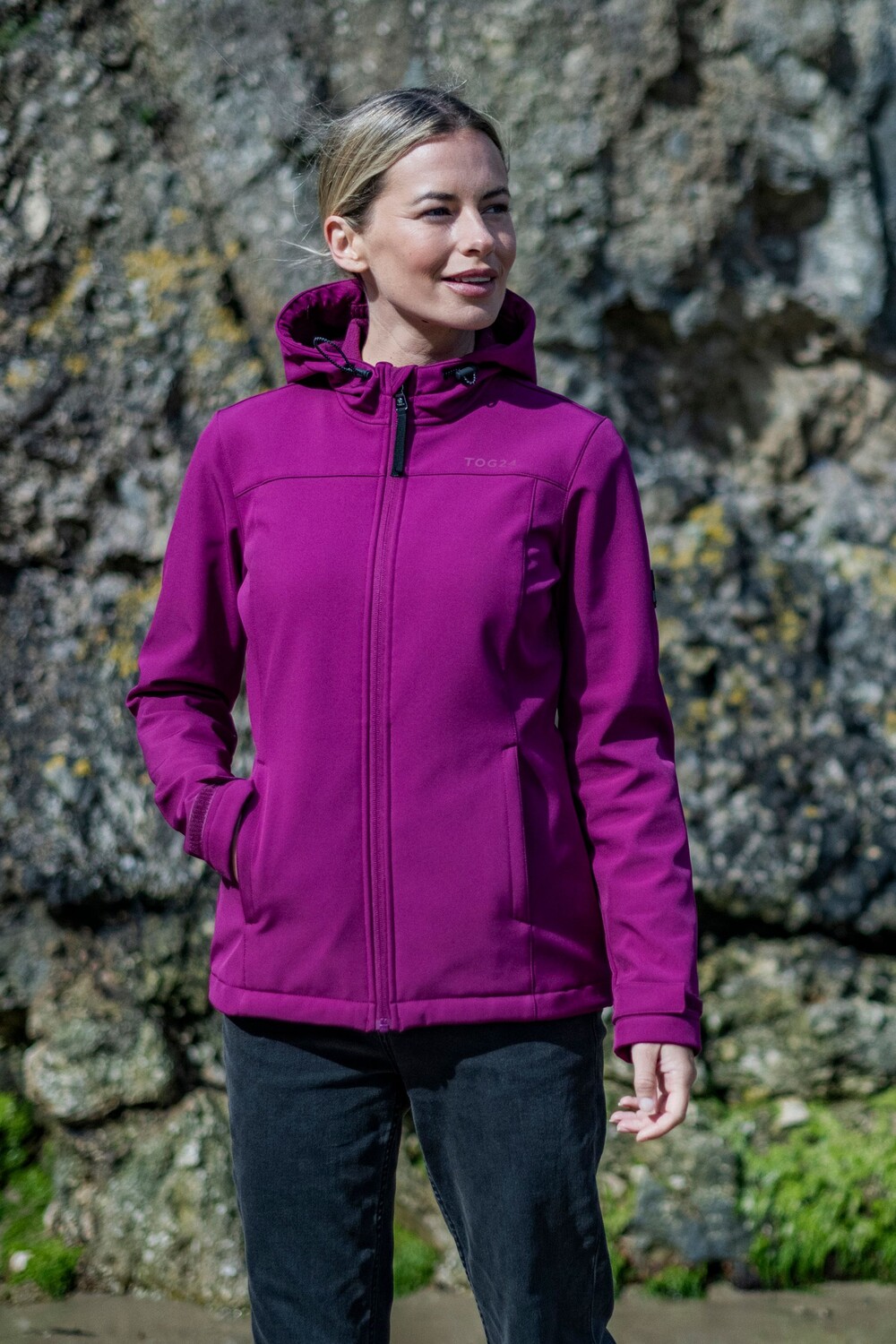 Женская толстовка с капюшоном из мягкого материала Keld Tog 24, фиолетовый
Женская толстовка с капюшоном из мягкого материала Keld Tog 24, фиолетовый