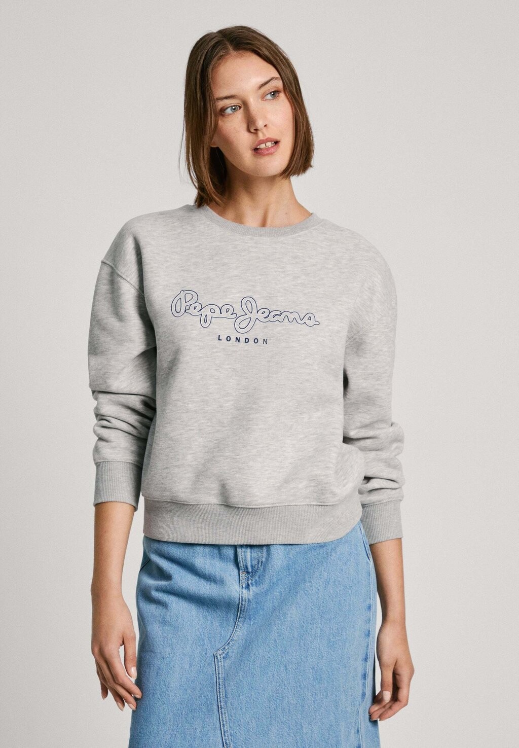 Спортивный свитер Pepe Jeans, серый
Спортивный свитер Pepe Jeans, серый