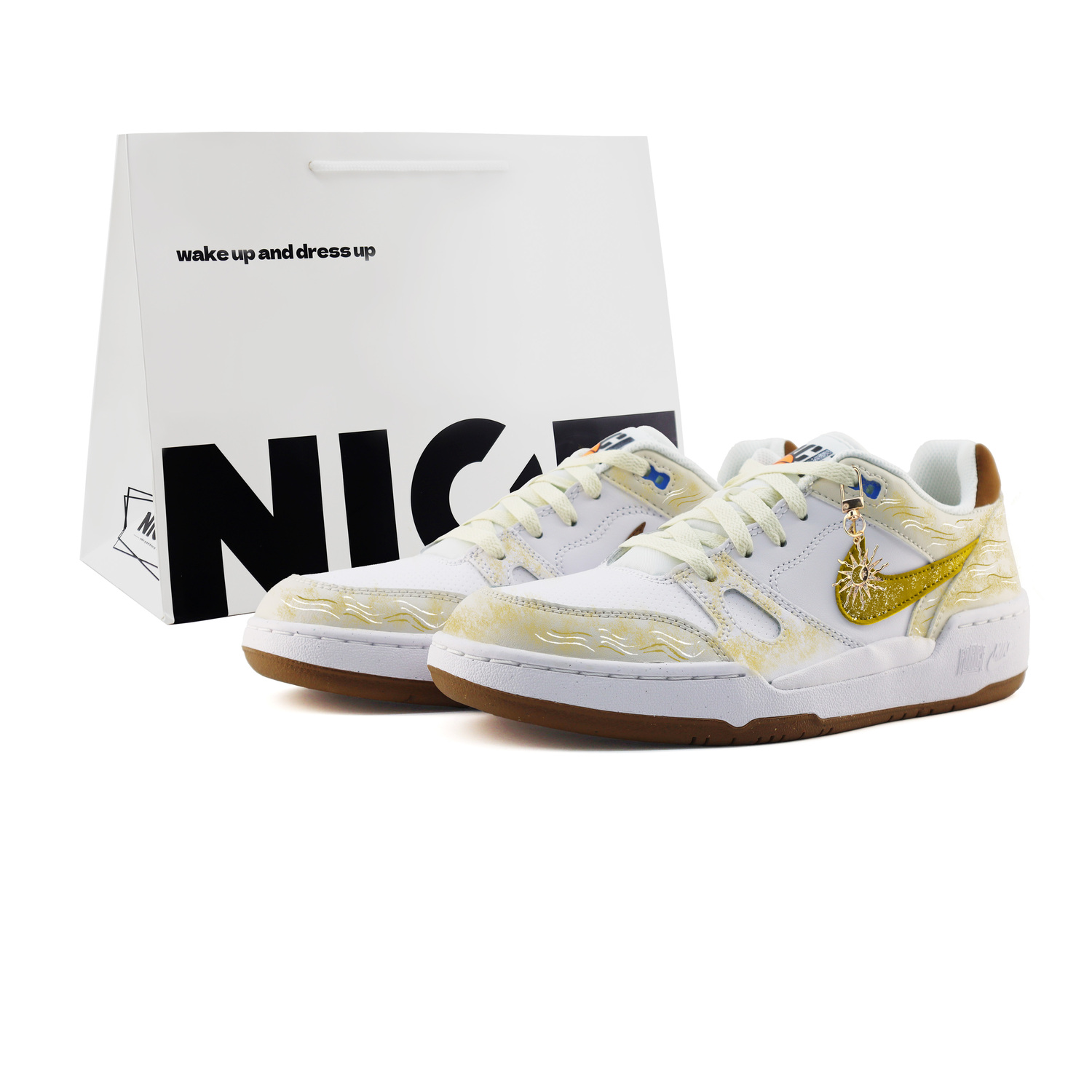 Кроссовки для скейтбординга Full Force Sun God из износостойкой кожи, низкие, унисекс, золотистые Nike, золото
Кроссовки для скейтбординга Full Force Sun God из износостойкой кожи, низкие, унисекс, золотистые Nike, золото