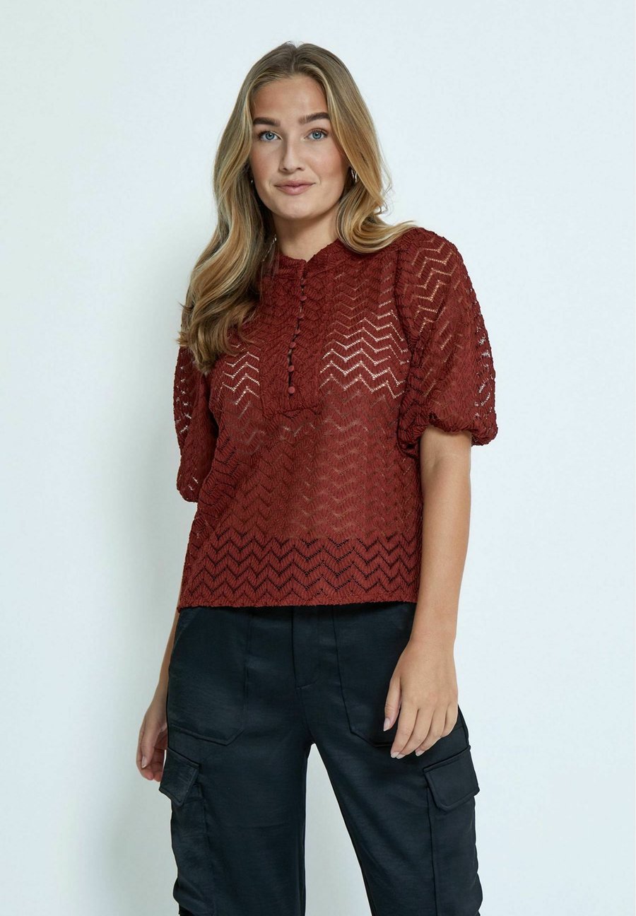 Блуза Minus JEVA HALF SLEEVE, Madder Brown/Brown
Блуза Minus JEVA HALF SLEEVE, Madder Brown/Brown