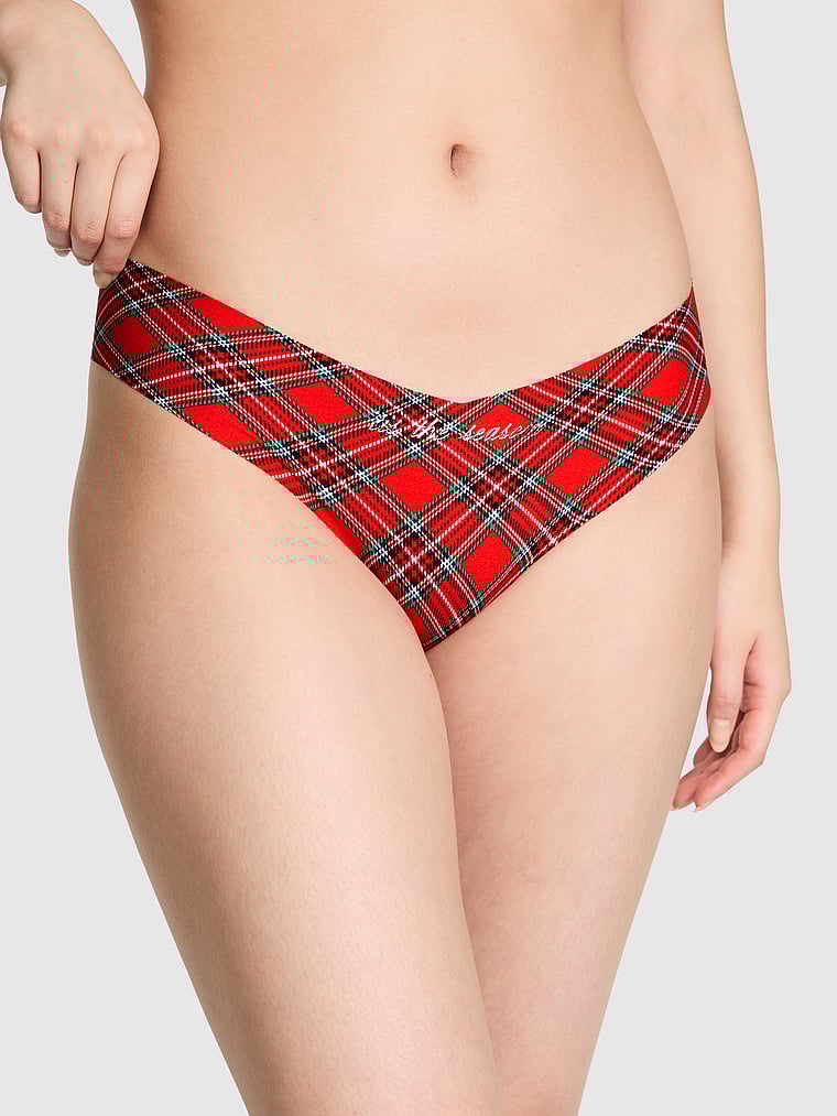 Трусики-Стринги No-Show Pink, smooth red plaid print with tis the season foil graphic
Трусики-Стринги No-Show Pink, smooth red plaid print with tis the season foil graphic