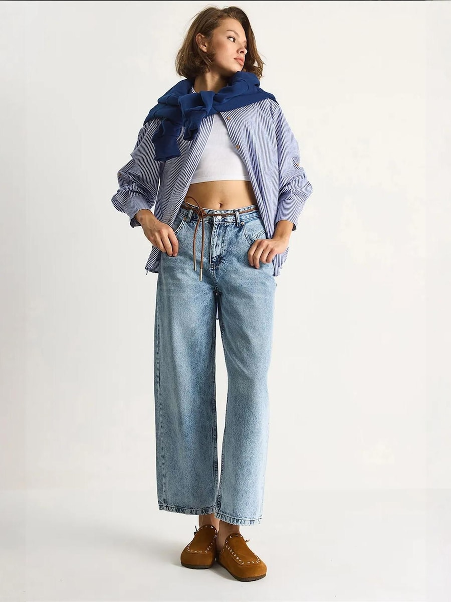 Джинсы свободного кроя Bianco Lucci, светло-голубой
Джинсы свободного кроя Bianco Lucci, светло-голубой