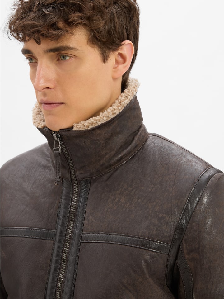 Кожаная куртка Finshley & Harding
Кожаная куртка Finshley & Harding