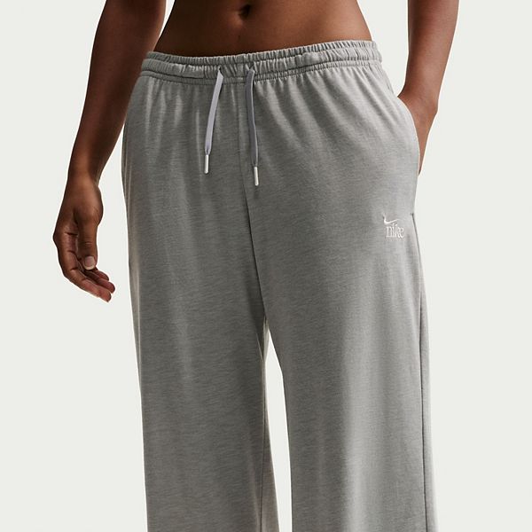 Женские легкие брюки с открытым низом Nike, Dark Grey Heather
Женские легкие брюки с открытым низом Nike, Dark Grey Heather