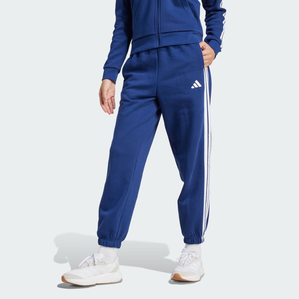Спортивные брюки Adidas Essentials 3-Stripes Fleece Loose-Fit Pants, цвет Dark Blue/White
Спортивные брюки Adidas Essentials 3-Stripes Fleece Loose-Fit Pants, цвет Dark Blue/White