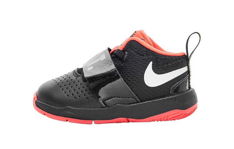 Кроссовки для малышей Nike Team Hustle D 8 TD
Кроссовки для малышей Nike Team Hustle D 8 TD