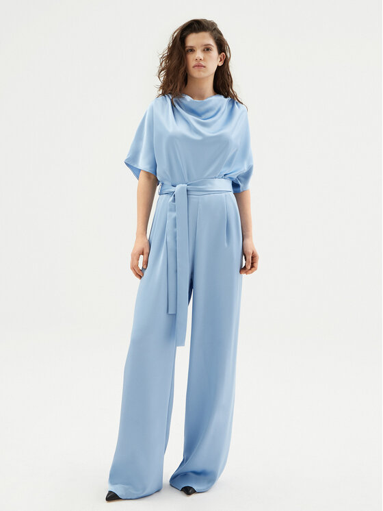 Комбинезон regular fit Kasmina-1 50529962 Hugo, голубой
Комбинезон regular fit Kasmina-1 50529962 Hugo, голубой