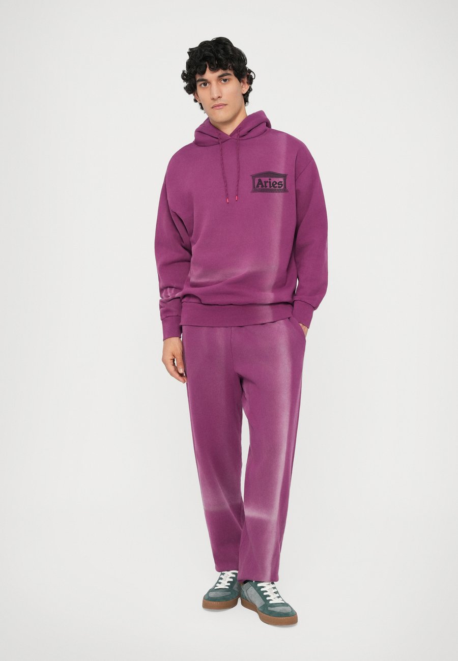 Толстовка Aries TEMPLE HOODIE UNISEX, Purple, Фиолетовый, Толстовка Aries TEMPLE HOODIE UNISEX, Purple
Толстовка Aries TEMPLE HOODIE UNISEX, Purple, Фиолетовый, Толстовка Aries TEMPLE HOODIE UNISEX, Purple