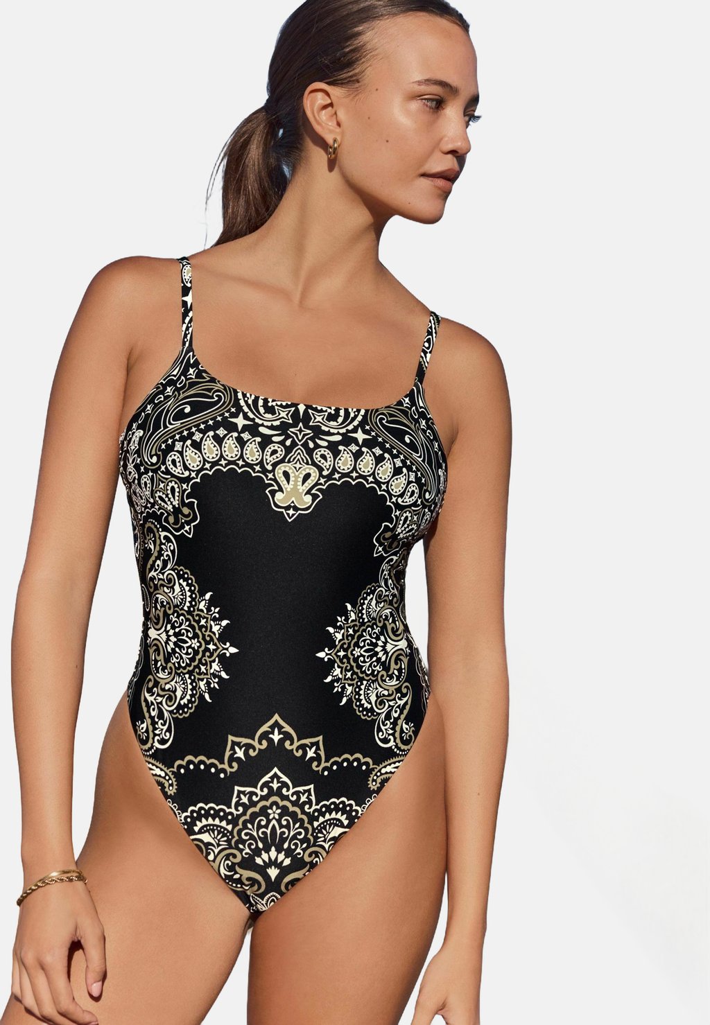 Купальник TROPICAL PLACEMENT TUMMY CONTROL HIGH Next, черный
Купальник TROPICAL PLACEMENT TUMMY CONTROL HIGH Next, черный