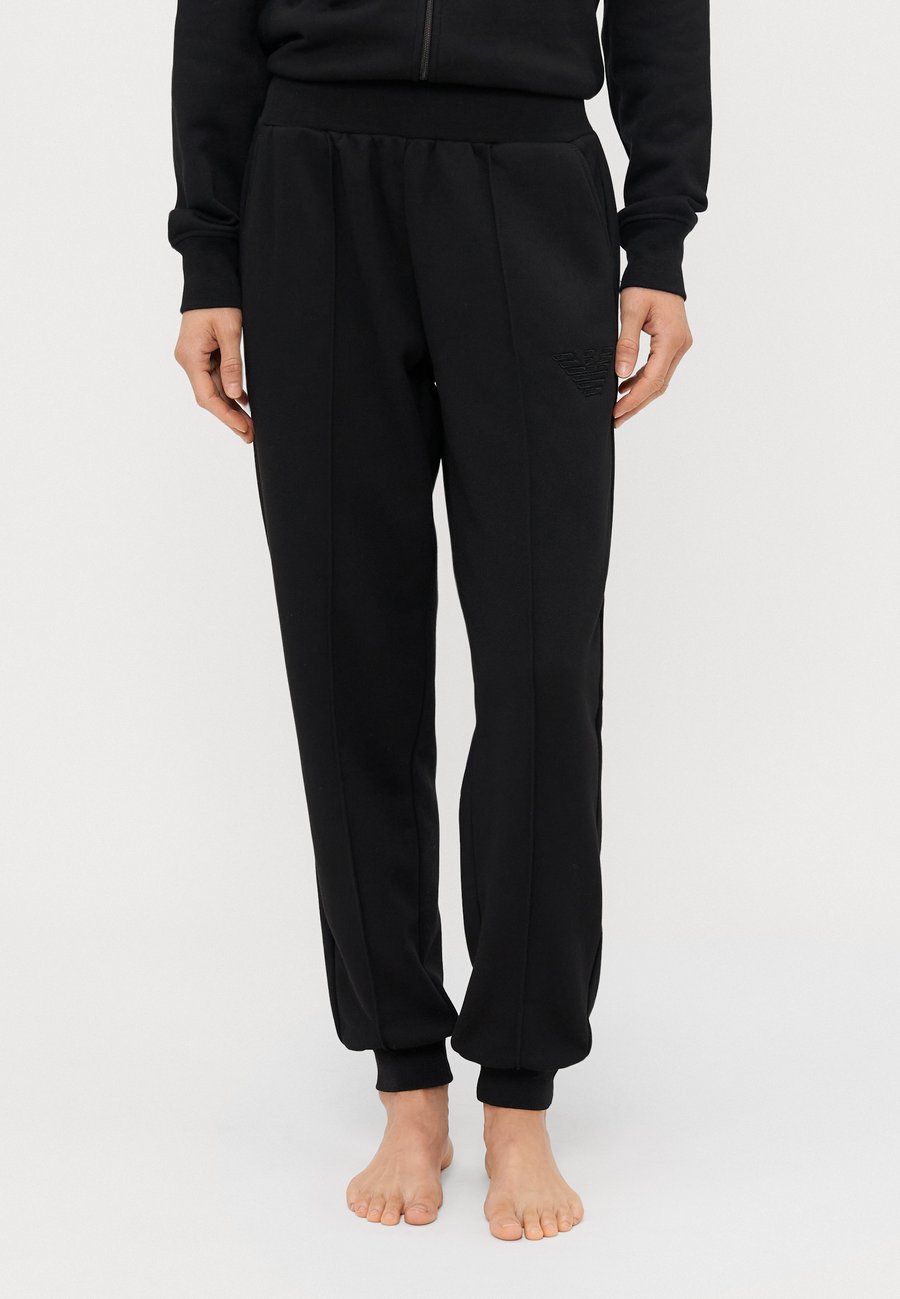 Пижамные брюки Emporio Armani TROUSERS WITH CUFFS, Black
Пижамные брюки Emporio Armani TROUSERS WITH CUFFS, Black