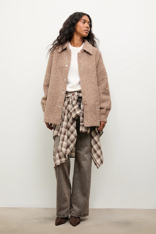 Куртка Answear.Lab, бежевый
Куртка Answear.Lab, бежевый