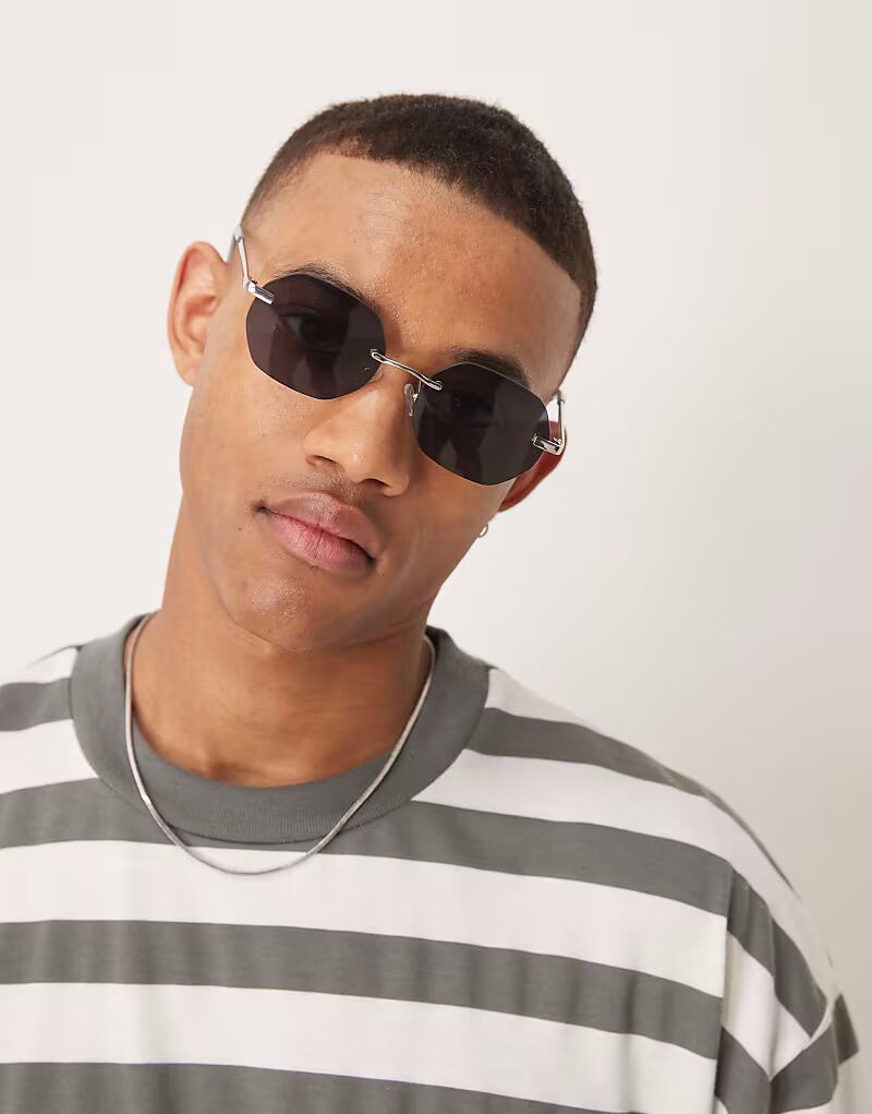 Солнцезащитные очки без оправы ASOS DESIGN Festival с тонированными линзами и серебристой металлической оправой
Солнцезащитные очки без оправы ASOS DESIGN Festival с тонированными линзами и серебристой металлической оправой