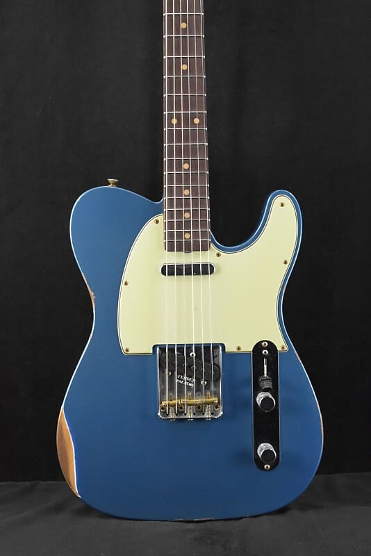 Электрогитара Fender Custom Shop Limited Edition '60 Telecaster Relic - Aged Lake Placid Blue
Электрогитара Fender Custom Shop Limited Edition '60 Telecaster Relic - Aged Lake Placid Blue