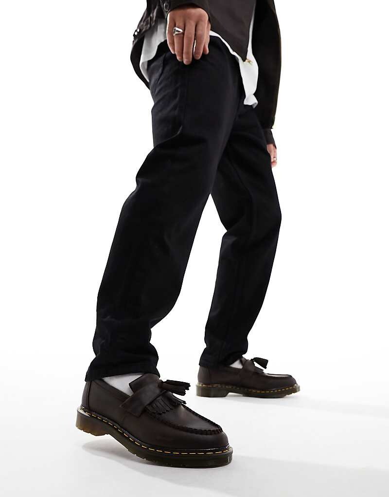 Dr. Martens - Adrian - Темно-коричневые лоферы с сумасшедшими конскими кисточками
Dr. Martens - Adrian - Темно-коричневые лоферы с сумасшедшими конскими кисточками