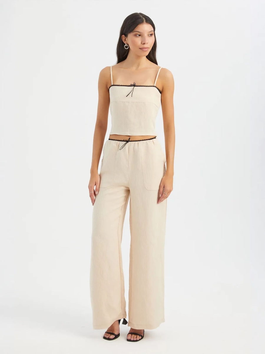 Топ Hiccup, экрю
Топ Hiccup, экрю