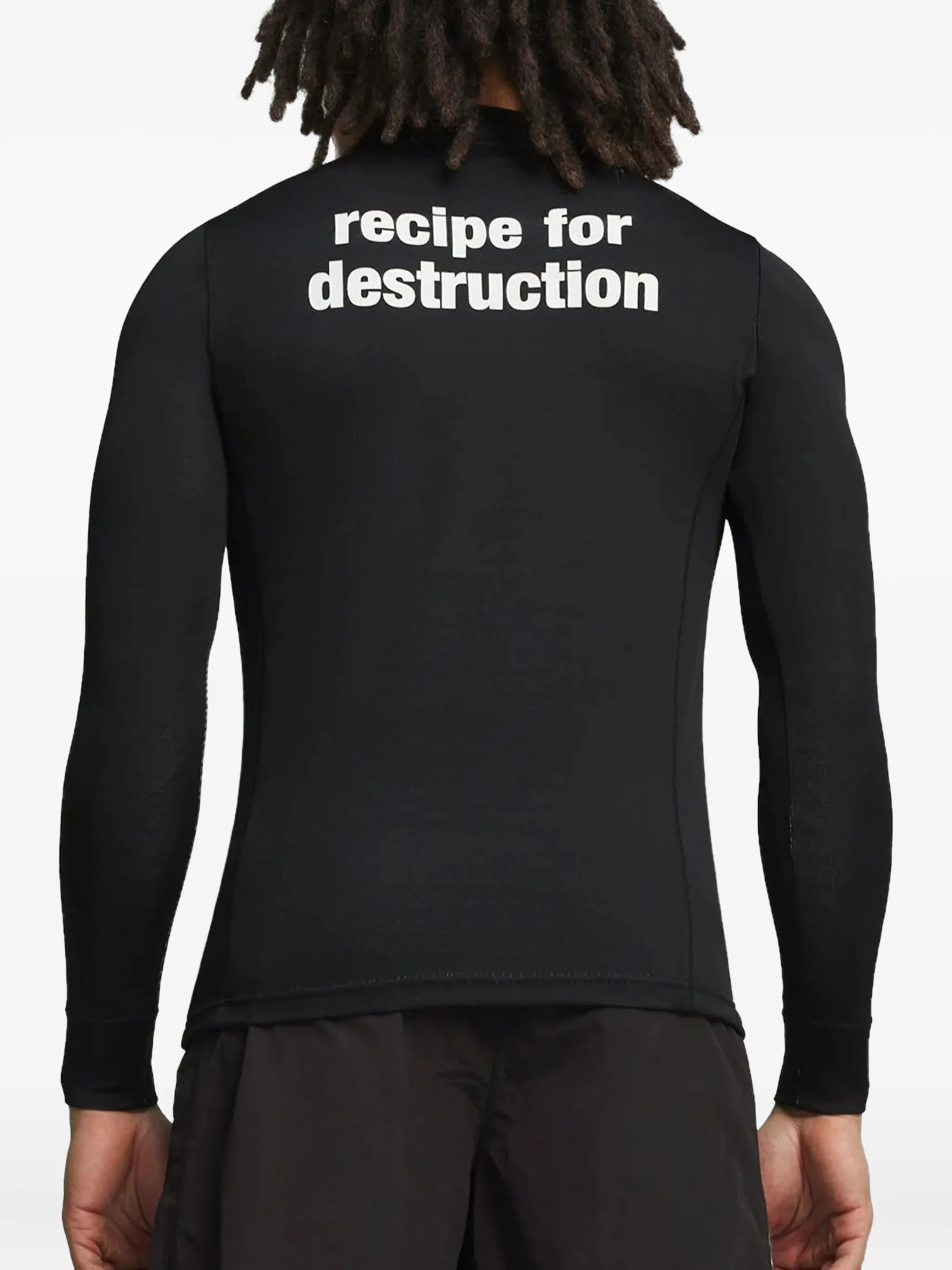 Футболка с графичным принтом из коллаборации с Pleasures Puma, черный
Футболка с графичным принтом из коллаборации с Pleasures Puma, черный