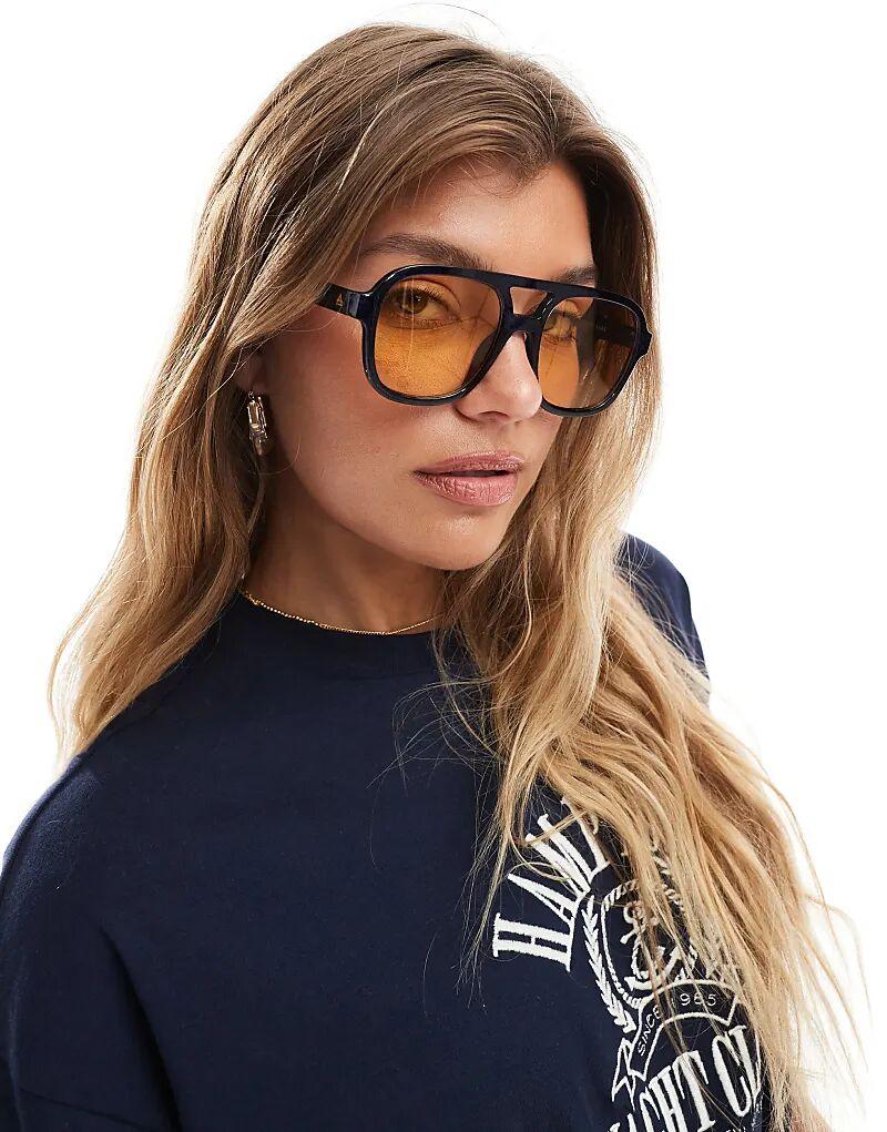 Солнцезащитные очки-авиаторы Aire Whirlpool большого размера в темно-синем цвете с золотистыми линзами
Солнцезащитные очки-авиаторы Aire Whirlpool большого размера в темно-синем цвете с золотистыми линзами