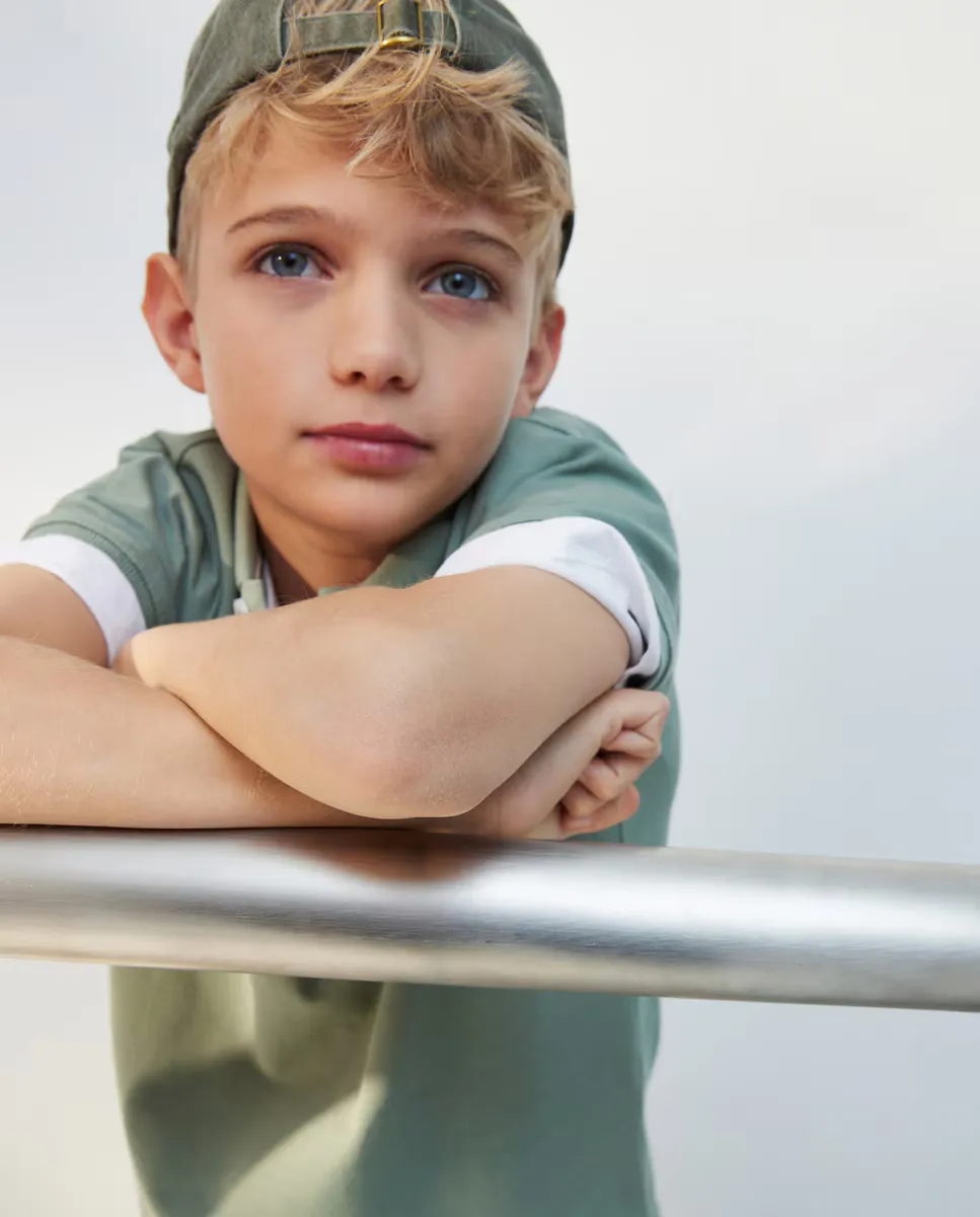 Базовая рубашка-поло с короткими рукавами для мальчика Kids El Corte Inglés, цвет 520 Kaki
Базовая рубашка-поло с короткими рукавами для мальчика Kids El Corte Inglés, цвет 520 Kaki