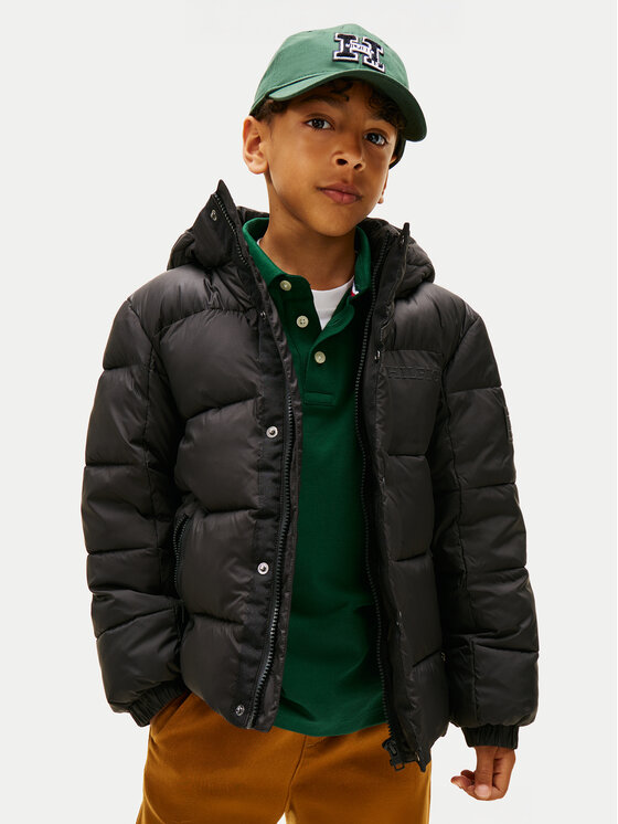 Зимняя куртка regular fit KB0KB10093 D Tommy Hilfiger, черный
Зимняя куртка regular fit KB0KB10093 D Tommy Hilfiger, черный