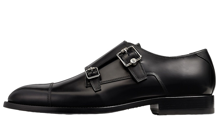 Finnion Monk Shoes Jimmy Choo, Original Shoe Box Included
Finnion Monk Shoes Jimmy Choo, Original Shoe Box Included