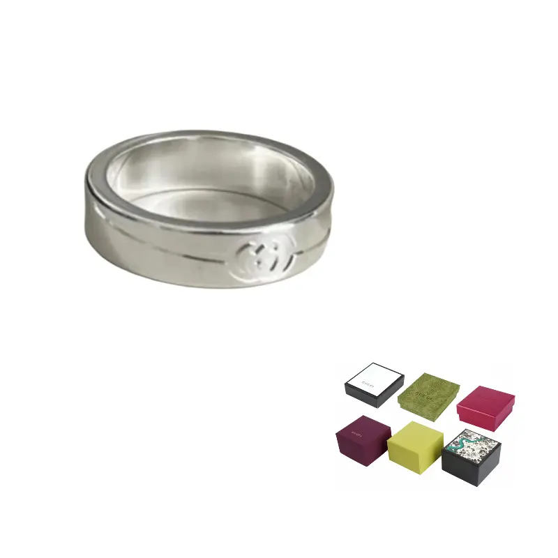 Диагональное переплетение G Ring GUCCI
Диагональное переплетение G Ring GUCCI