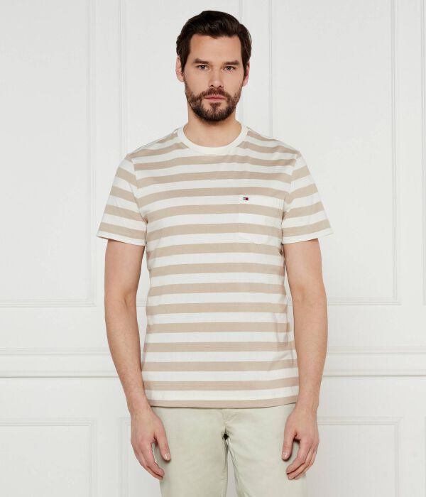 Футболки Regular fit Tommy Hilfiger, желтый 
Футболки Regular fit Tommy Hilfiger, желтый