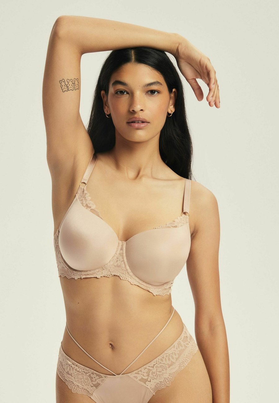 Бюстгальтер ESOTIQ Underwired bra, Beige
Бюстгальтер ESOTIQ Underwired bra, Beige