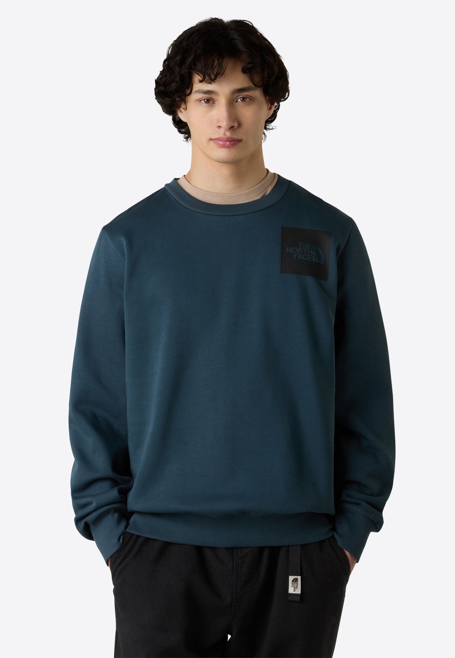 Толстовка The North Face M FINE CREW, Deep Cypress/Dark Blue
Толстовка The North Face M FINE CREW, Deep Cypress/Dark Blue