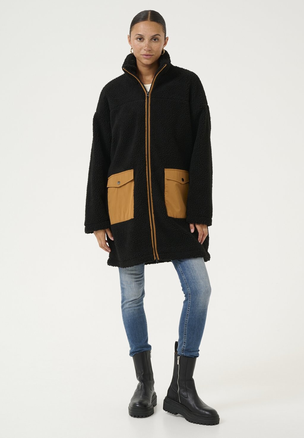 Флисовая куртка TALLY TEDDY Culture, черный
Флисовая куртка TALLY TEDDY Culture, черный