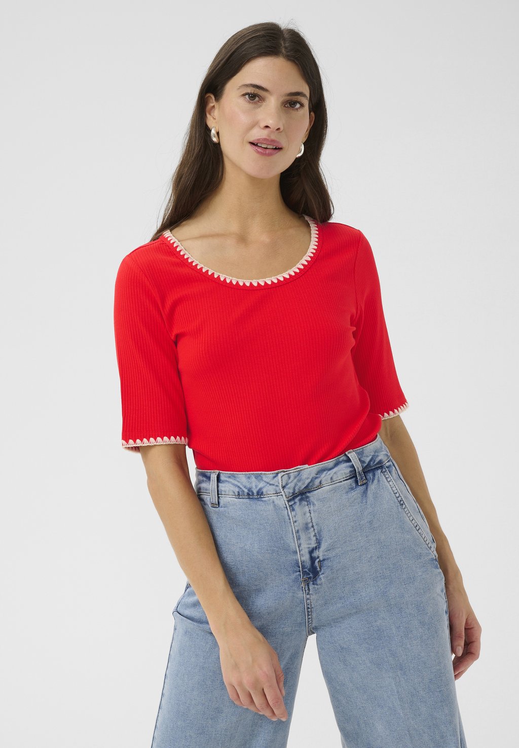 Базовая футболка CRRIBBA Cream, красный
Базовая футболка CRRIBBA Cream, красный