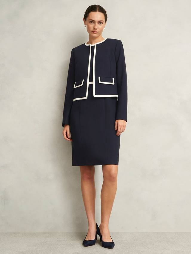 Куртка Sally с контрастной отделкой Hobbs, Navy/Ivory
Куртка Sally с контрастной отделкой Hobbs, Navy/Ivory