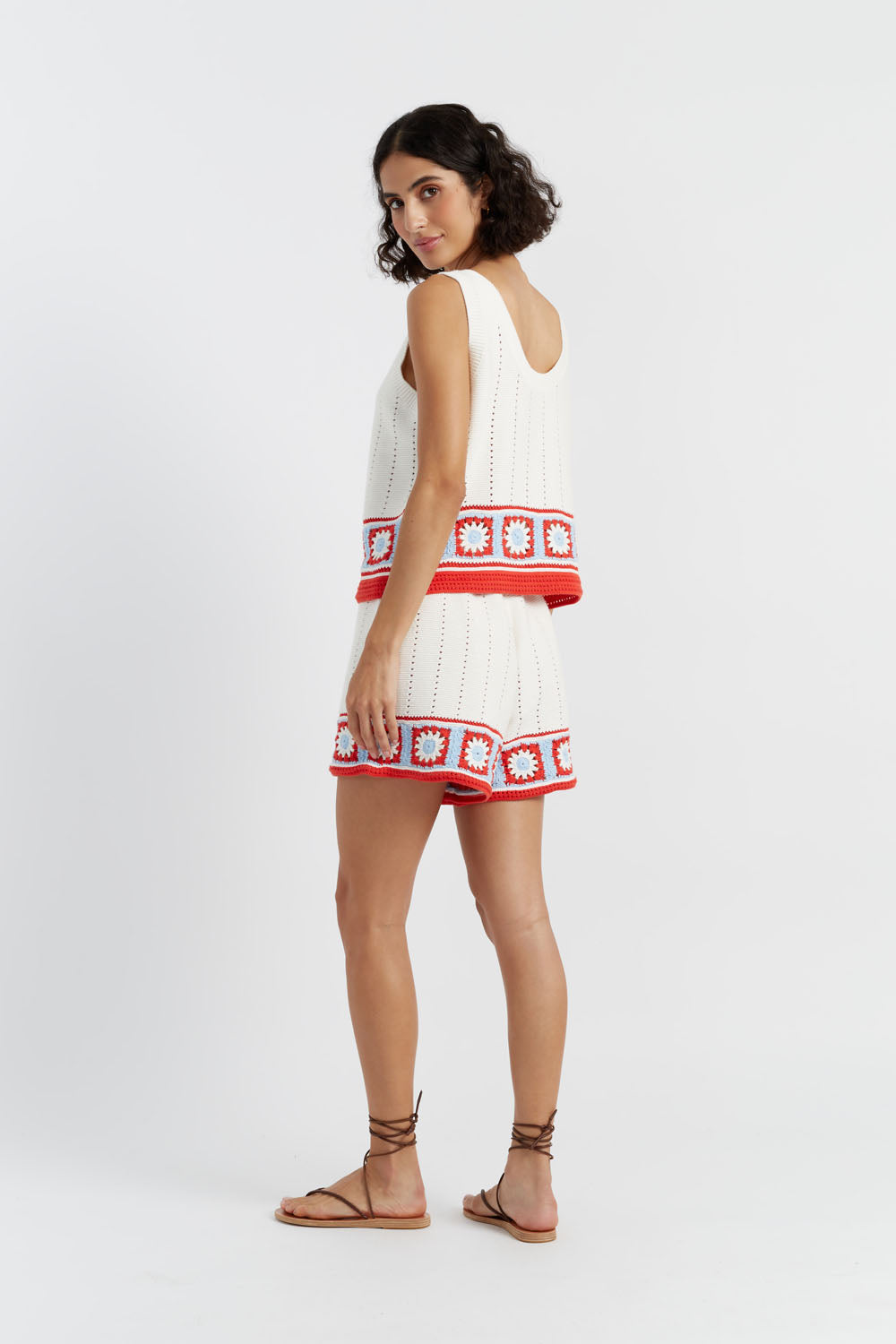 Терракотовые хлопковые шорты ручной вязки Chinti & Parker, белый
Терракотовые хлопковые шорты ручной вязки Chinti & Parker, белый