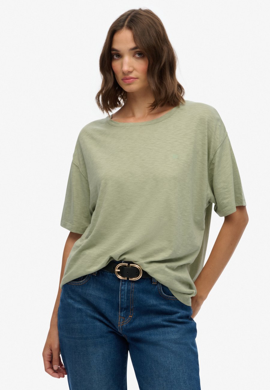 Футболка Superdry & Co STUDIOS DROPPED SHOULDER, Dusty Sage/Green, Зеленый, Футболка Superdry & Co STUDIOS DROPPED SHOULDER, Dusty Sage/Green
Футболка Superdry & Co STUDIOS DROPPED SHOULDER, Dusty Sage/Green, Зеленый, Футболка Superdry & Co STUDIOS DROPPED SHOULDER, Dusty Sage/Green