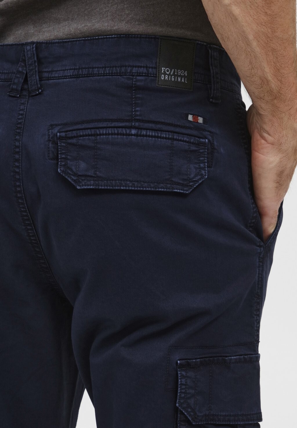 Брюки карго FQLOGAN FQ1924, темно-синий
Брюки карго FQLOGAN FQ1924, темно-синий