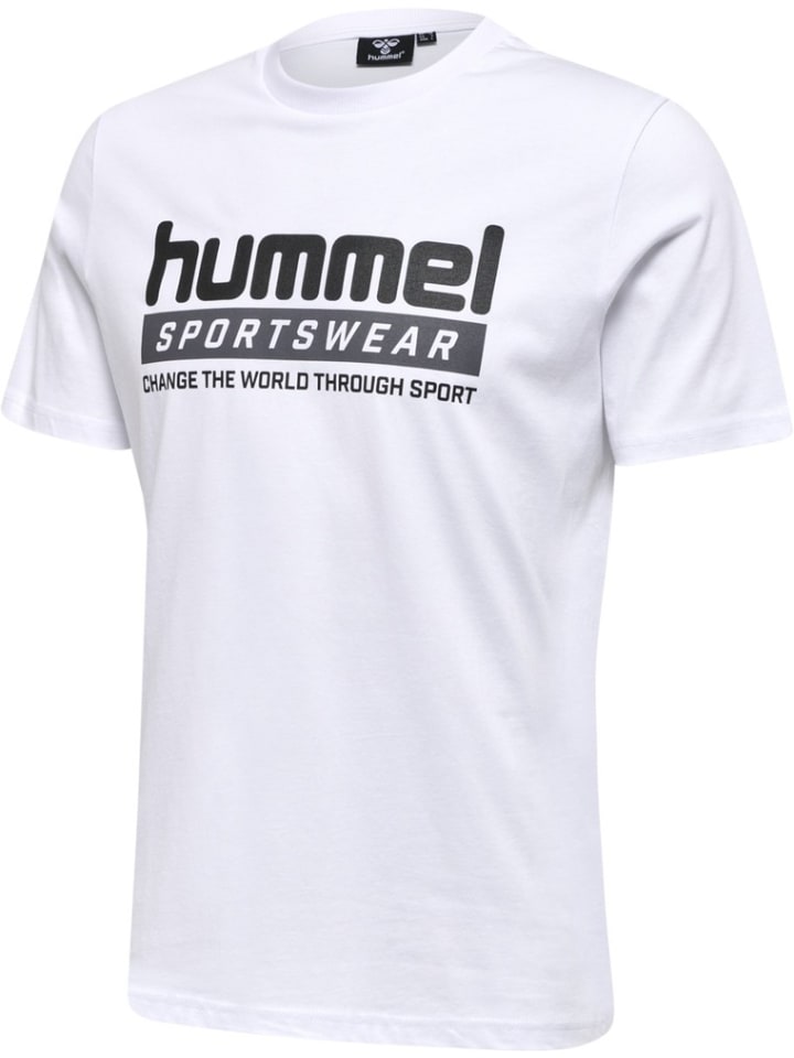 Футболка белого цвета Hummel
Футболка белого цвета Hummel