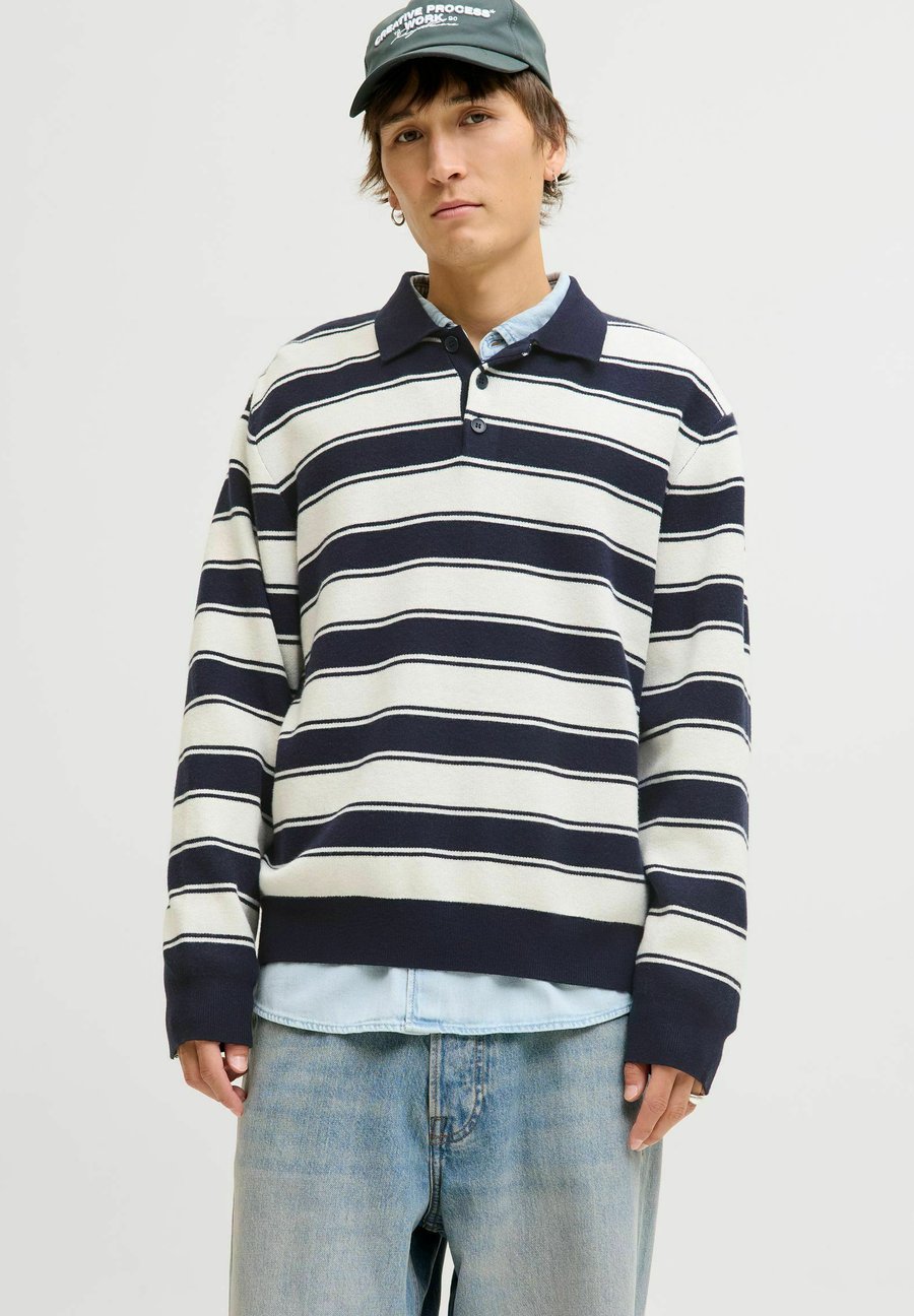 Топ Jack & Jones Long sleeved top, Sky Captain/Dark Blue
Топ Jack & Jones Long sleeved top, Sky Captain/Dark Blue