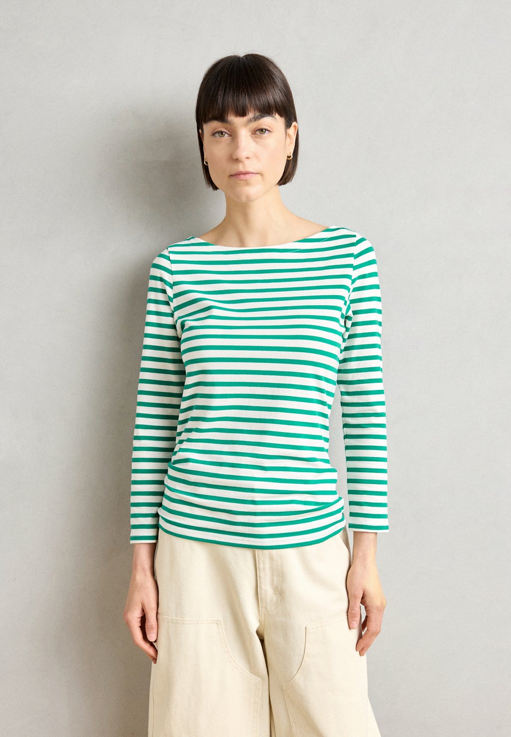 Топ с длинными рукавами PACIFIC Lindex, зеленый
Топ с длинными рукавами PACIFIC Lindex, зеленый