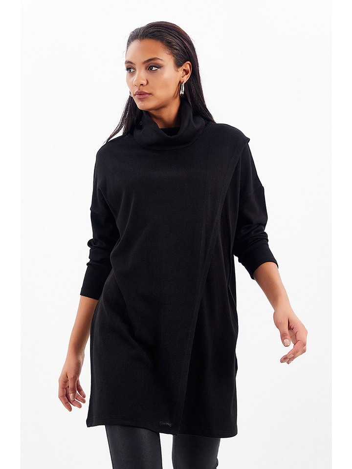 Свитер Milan Kiss, черный
Свитер Milan Kiss, черный