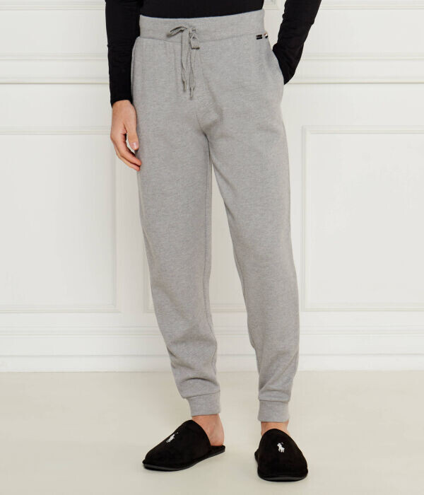 Спортивные штаны мужские Boss зауженные, серый
Спортивные штаны мужские Boss зауженные, серый