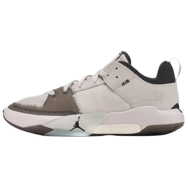 Jordan Кроссовки One Take 5 Paris Grey Fog
Jordan Кроссовки One Take 5 Paris Grey Fog