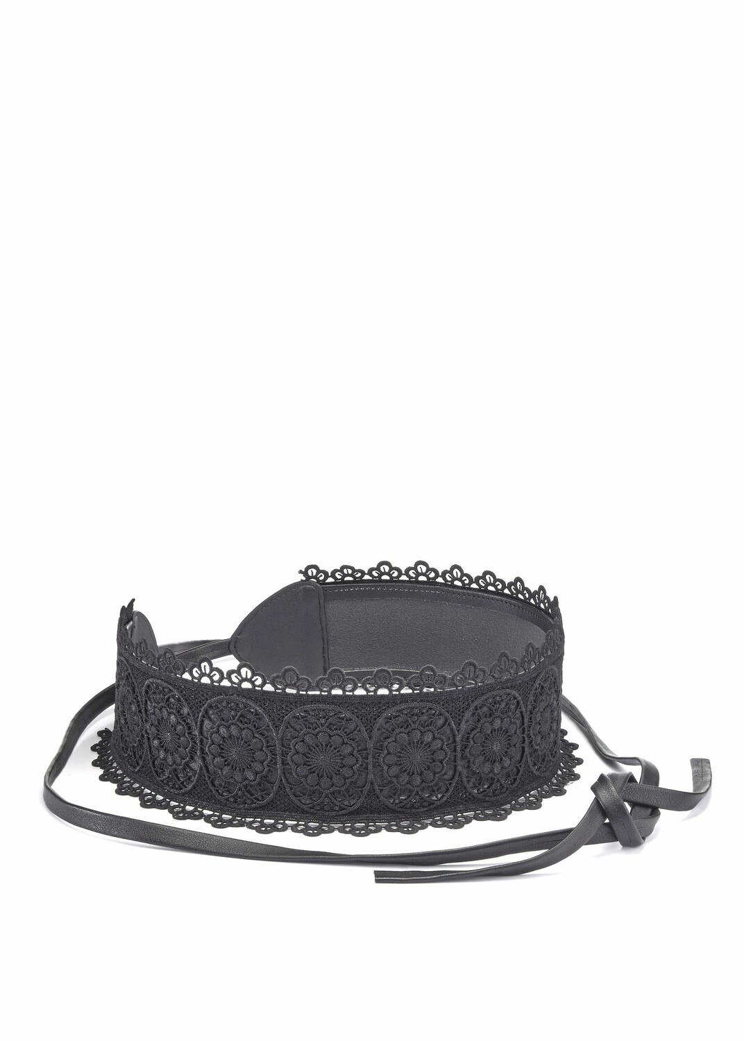 Ремень LASCANA Taillen, черный
Ремень LASCANA Taillen, черный