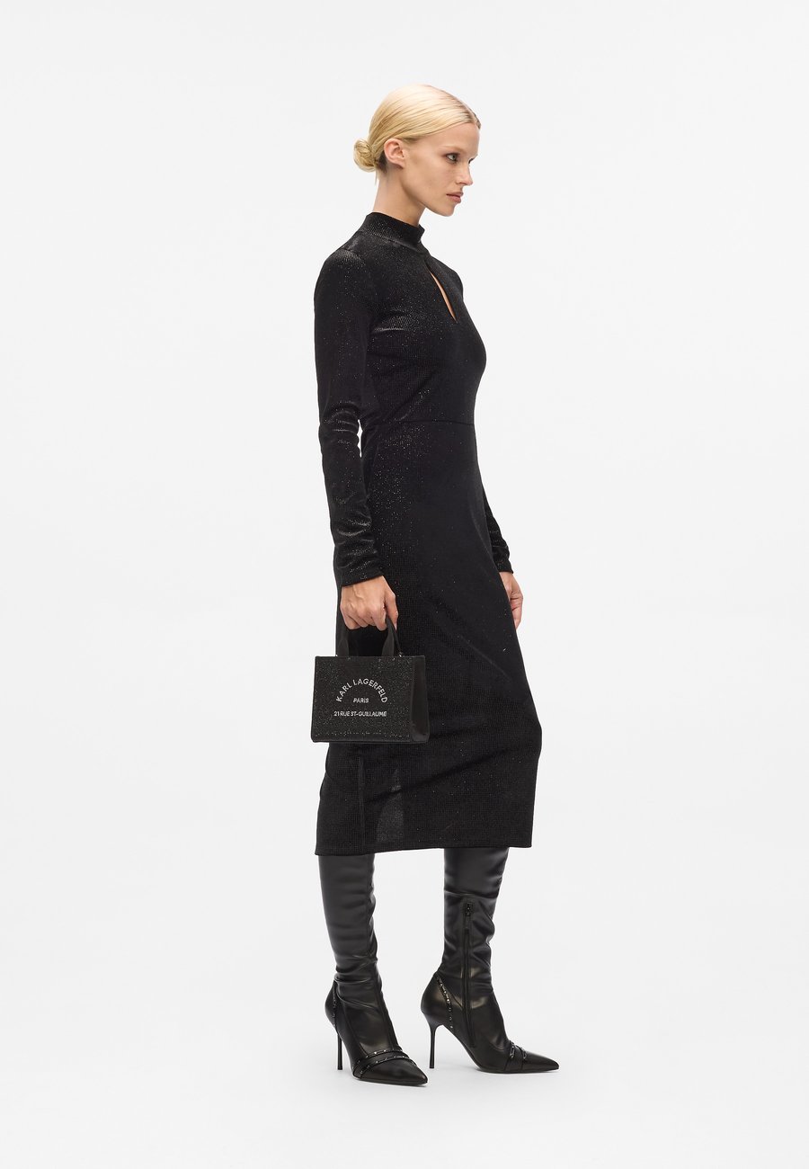 Сумка KARL LAGERFELD MINI SQUARE TOTE, Black Embellishment/Black
Сумка KARL LAGERFELD MINI SQUARE TOTE, Black Embellishment/Black