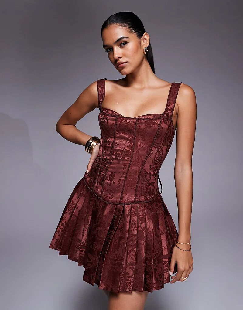 Мини-платье Murci из атласного жаккарда с корсетом, квадратным вырезом и складками шоколадного цвета
Мини-платье Murci из атласного жаккарда с корсетом, квадратным вырезом и складками шоколадного цвета