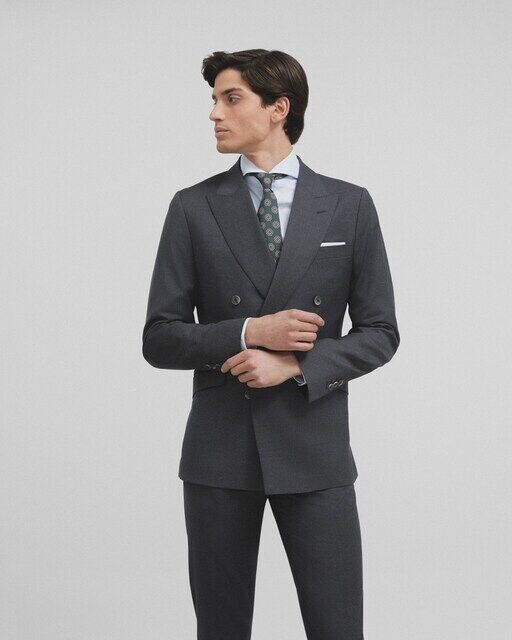 Однотонный узкий мужской пиджак Silbon, серый
Однотонный узкий мужской пиджак Silbon, серый