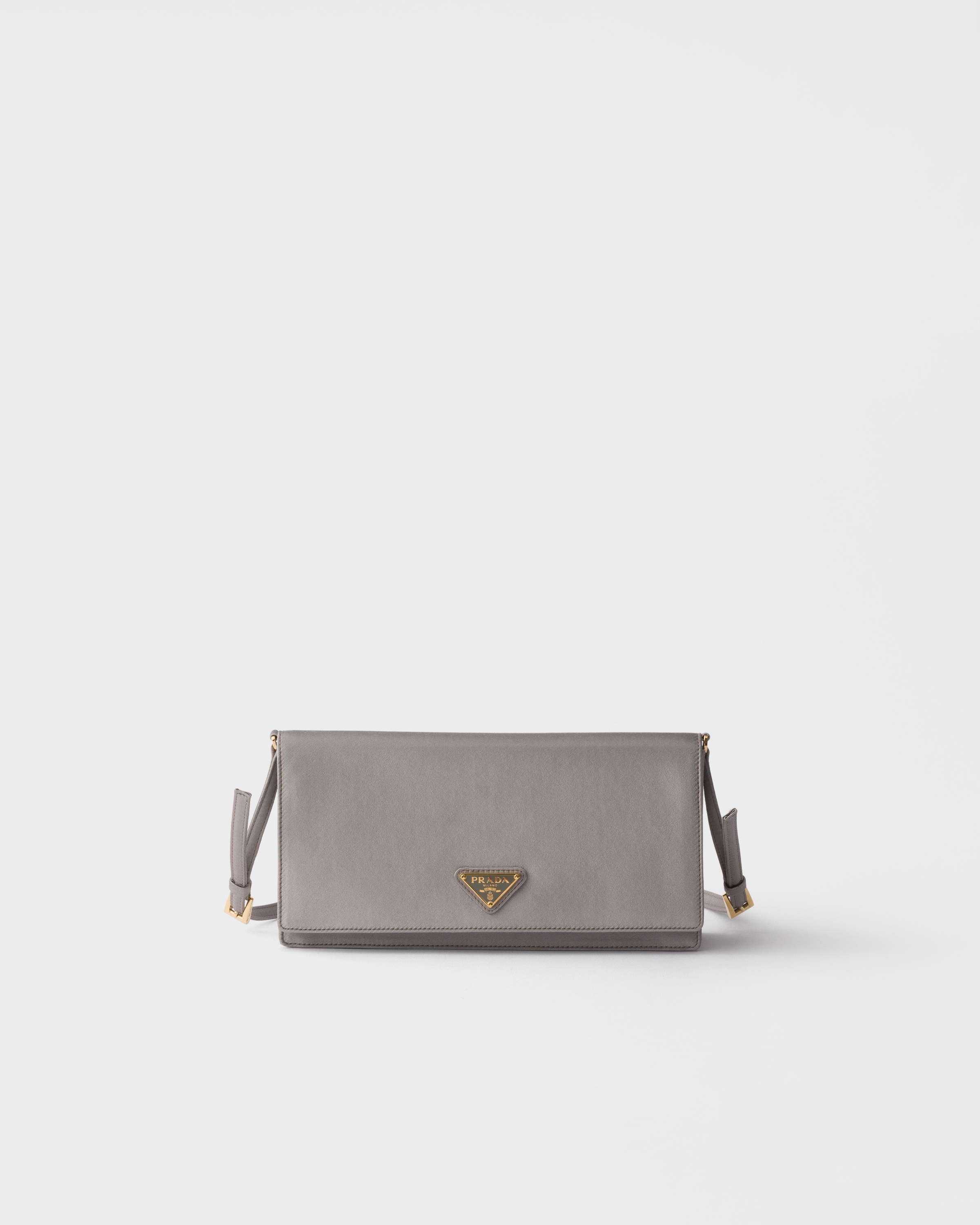 Мини-сумка на плечо из сатина Prada, серый
Мини-сумка на плечо из сатина Prada, серый